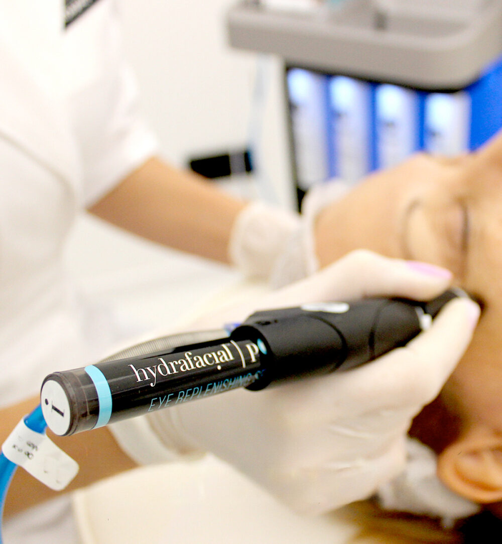 Очи и устни | Hydrafacial Syndeo